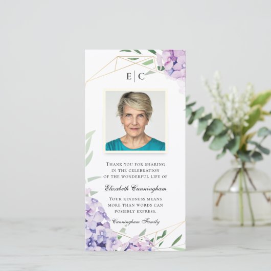Hydrangea Lila Floral Geometric Memorial Bedankkaart (Staand voorkant)
