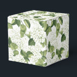 Hydrangea Print Feestbehandeldoos Bedankdoosjes<br><div class="desc">De feestelijke cadeaverpakking is afgebeeld met een witte hortensia-bloemenprint. 
Pas dit item aan of koop het zoals het is.
Tip: Voeg gewoon uw lekkere behandelingen toe en een beetje feestelijk lint.



Gelicenseerde afbeelding</div>
