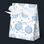 Hydrangea Print Feestbehandelingsdoos Bedankdoosjes<br><div class="desc">De feestgunstendoos is afgebeeld met een hydrangea-bloemenprint. 
Pas dit item aan of koop het zoals het is.
Tip: Voeg gewoon uw lekkere traktaties toe en wat vrolijke linten.</div>