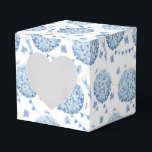 Hydrangea Print Feestbehandelingsdoos Bedankdoosjes<br><div class="desc">De feestgunstendoos is afgebeeld met een hydrangea-bloemenprint. 
Pas dit item aan of koop het zoals het is.
Tip: Voeg gewoon uw lekkere traktaties toe en wat vrolijke linten.</div>