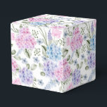 Hydrangea Print Feestcadeautjes Doos Bedankdoosjes<br><div class="desc">De feestcadeautjes doos is afgebeeld met een hydrangea bloemenprint. 
Pas dit item aan of koop het zoals het is.
Tip: Voeg gewoon je lekkere snoepjes toe en wat vrolijke linten.</div>