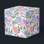 Hydrangea Print Feestcadeautjes Doos Bedankdoosjes<br><div class="desc">De feestgunstendoos is afgebeeld met een hydrangea bloemenprint.
Pas dit item aan of koop het zoals het is.
Tip: Voeg gewoon je lekkere traktaties toe en wat vrolijke linten.</div>