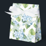 Hydrangea Print Feestcadeautjesdoos Bedankdoosjes<br><div class="desc">De feestgunstendoos wordt getoond met een hydrangea-bloemenprint. 
Pas dit item aan of koop het zoals het is.
Tip: Voeg gewoon je lekkere traktaties toe en wat vrolijke linten.



Gelicentieerd beeld</div>