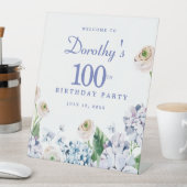 Hydrangea Roos 100e Verjaardagsfeestje Welkomstbor Reclamebord Met Voetstuk (Insitu)