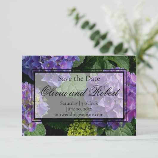 Hydrangeas blauw paarse bloementuin save the date (Staand voorkant)