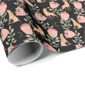 Hyena & Protea: donker  patroon Cadeaupapier (Rol Hoek)