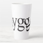 Hygge Black en White Latte Mok (Voorkant)
