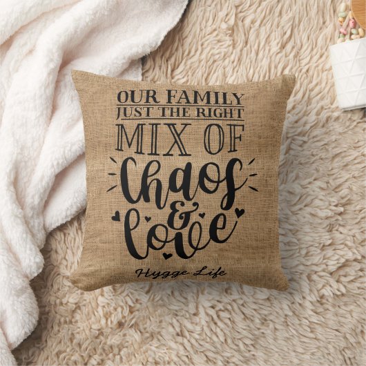 Hygge Decor - Onze familiemix van chaos en liefde Kussen (Deken)