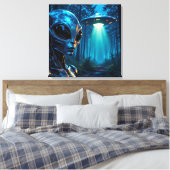Hyper Realistic Alien en UFO in het bos Canvas Afdruk (Insitu (Slaapkamer))