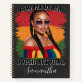 Hyperrealistische voluptueuze zwarte vrouw, zwarte notitieboek (Voorkant)