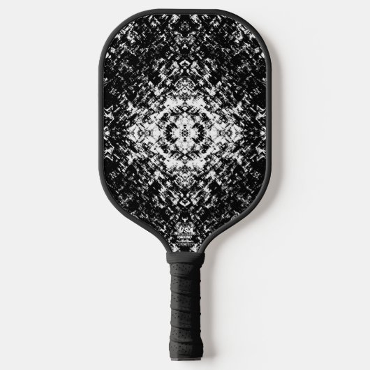 Hypnotic Abstract Black And White Modern Art Pickleball Paddle (Voorkant)