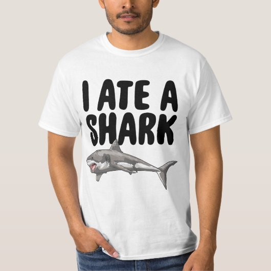 I 567t8e 567 8shark Tee Funny Women Celebration Gi T-shirt (Voorkant)