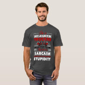 I am a grumpy old trucker my level of sarcasm depe t-shirt (Voorkant volledig)