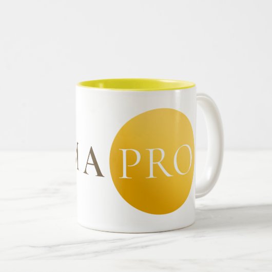 I AM A PRO | Elegant Gold Circle Motivational Mug Tweekleurige Koffiemok (Voorkant rechts)