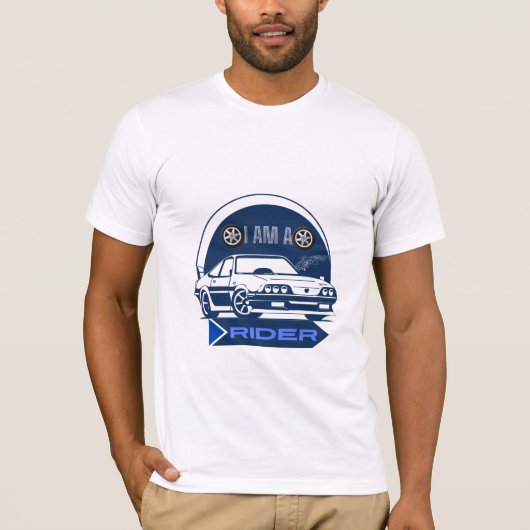"I AM A RIDER" titel auto logo ontwerp T-shirt (Voorkant)