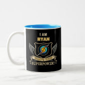 I Am RYAN What's Your Superpower Tweekleurige Koffiemok (Links)