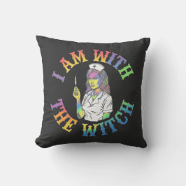 I Am With The Witch beroemd gemaakt door Spooky &  Kussen