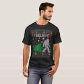 I Believe Big Foot Sasquatch Christmas  T-shirt (Voorkant volledig)