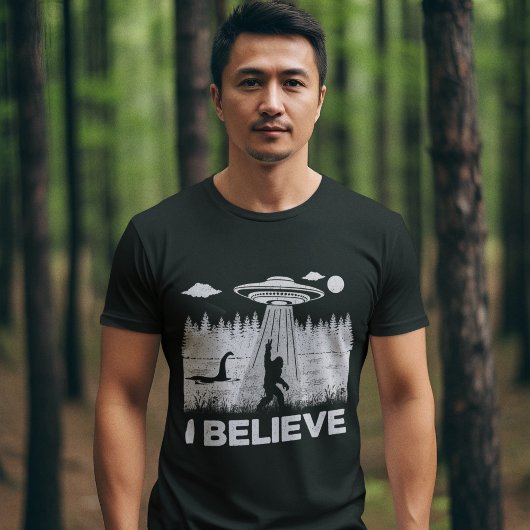 I Believe Big foot, Ufo, Ness Funny Big foot T-shirt