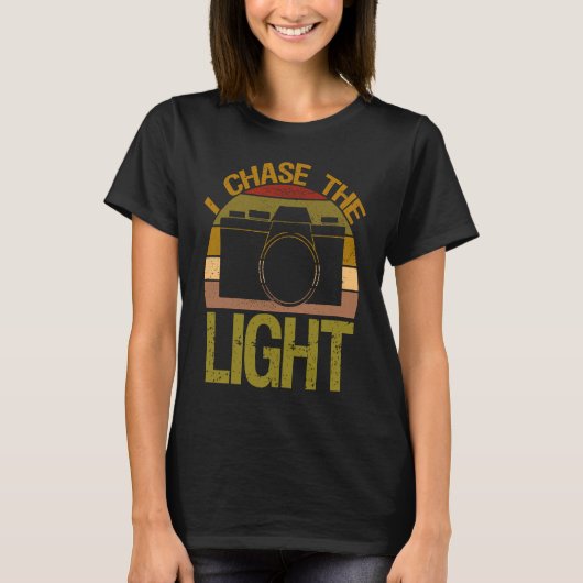 I Chase The Light Camera Aperture Focal Length T-shirt (Voorkant)