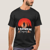 I’d Rather Be Camping Retro Sunset Hiking Adventur T-shirt (Voorkant)