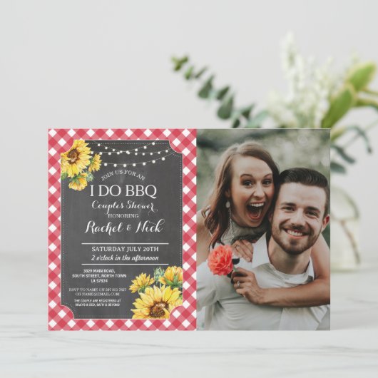 I DO BBQ Koppels Bruiloft Zonnebloem Rood Foto  Kaart (Staand voorkant)