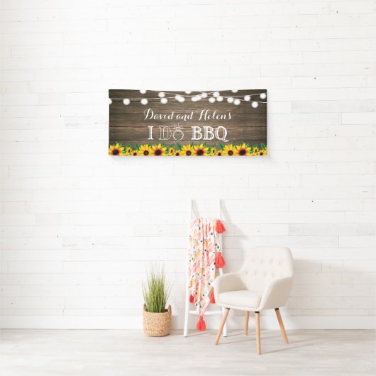 I DO BBQ Sunflower Rustic Wood Wedding Engagment Spandoek (Insitu)