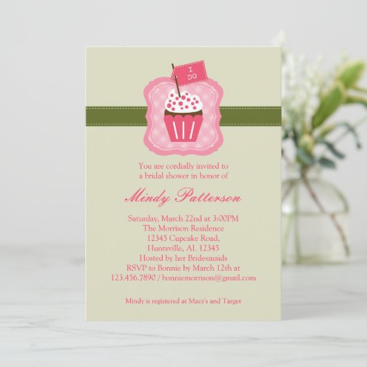 "I do" Cupcake Bridal Shower-uitnodiging Kaart (Staand voorkant)
