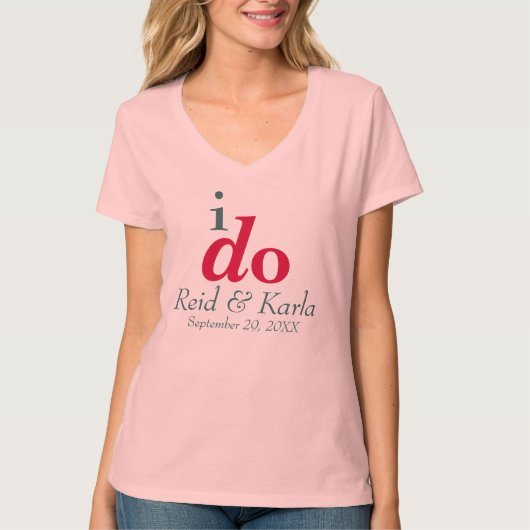 I DO Custom Wedding Date V-hals T-shirt (Voorkant)