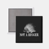 I Don't Hug Apparel Funny Introvert Rcune Tee - Un Magneet (Voorkant / Achterkant)