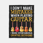 I Don't Make Mistakes When Playing Guitar Funny Gu Fleece Deken (Voorkant)