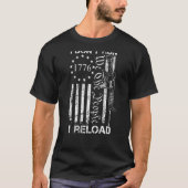 I Don't Run I Reload - USA Flag Pro Pistolen AR15 T-shirt (Voorkant)
