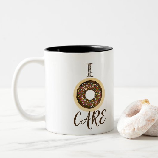 I DONUT CARE Bruine Chocolade Sprinkle Chique Mode Tweekleurige Koffiemok (Met donut)