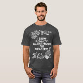 I Enjoy Romantic Walks Through The Meat Dept T-shirt (Voorkant volledig)