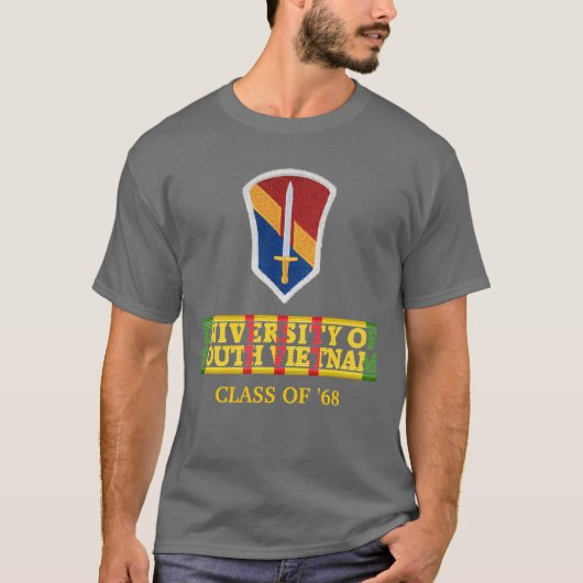 I Field Force University of South Vietnam Shirt (Voorkant)