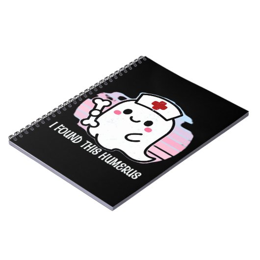 I Found This Humerus Funny Halloween Nurse Ghost B Notitieboek (Linkerzijde)