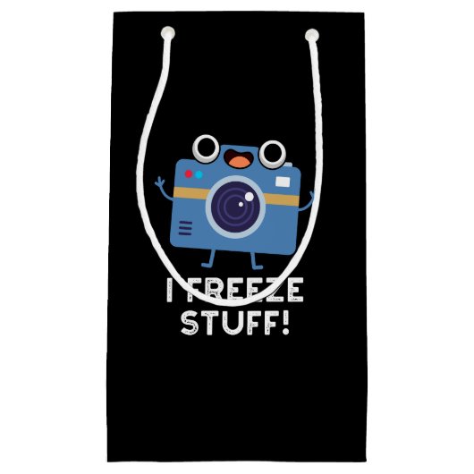 I Freeze Stuff Funny Camera Pun Dark BG Klein Cadeauzakje (Voorkant)