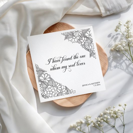 I Have Found theBlack and White Floral  Servet