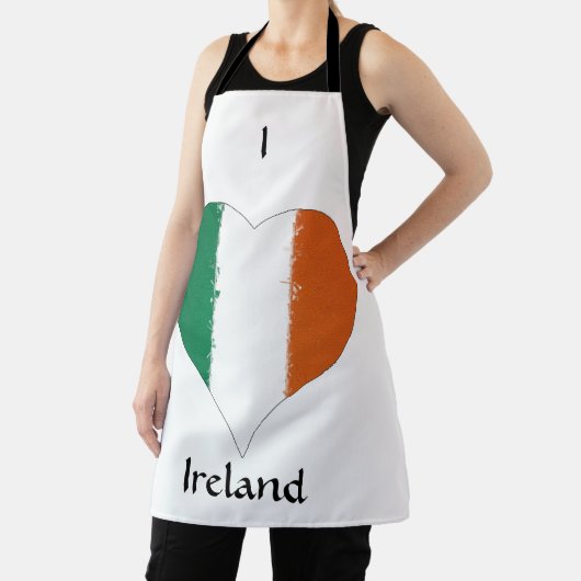I Heart Ireland Tricolor Flag Schort (Insitu)