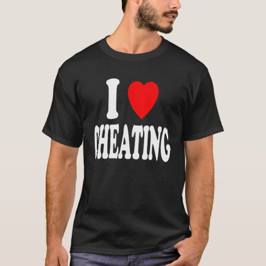 I Heart (Love) Cheating Games Tabletop Family Game T-shirt (Voorkant)