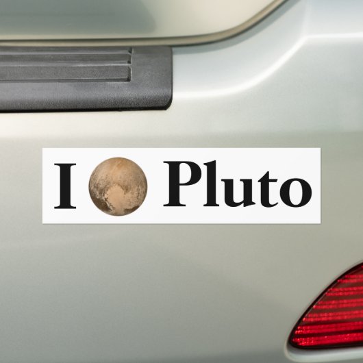 I Heart Pluto Bumpersticker (Op auto)