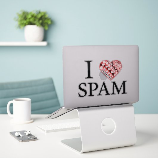 I Heart SPAM Sticker (Laptop op bureau)
