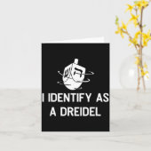 I Identify As A Dreidel Funny Hanukkah Gelt Menora Kaart (Gele Bloem)