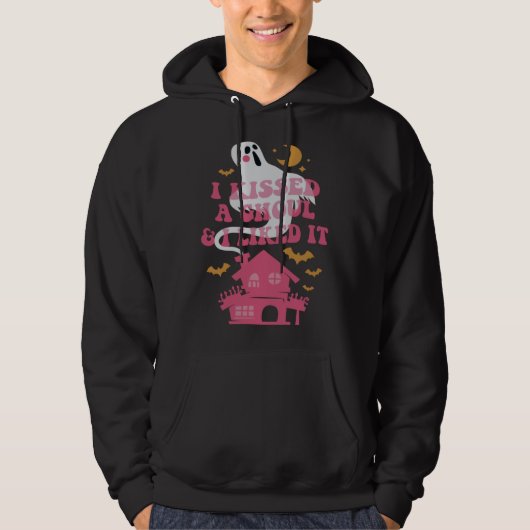 I Kissed A Ghoul & I Liked It Halloween Hoodie (Voorkant)
