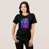 i like diving and maybe 3 people Tri-Blend shirt (Voorkant volledig)