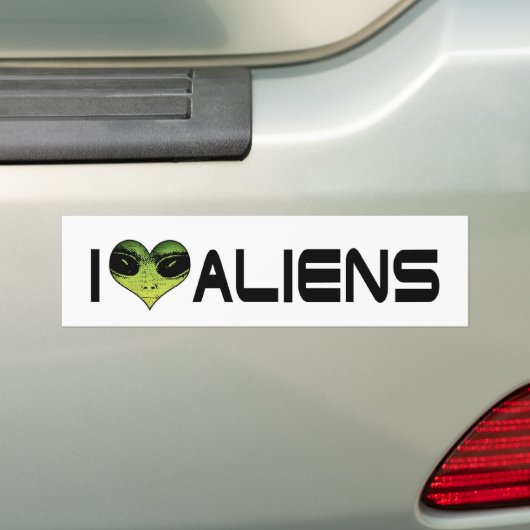 I Love Aliens Bumpersticker (Op auto)