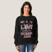 I Love Being Nurse s Aide Gnome Easter Nurse Trui (Voorkant volledig)