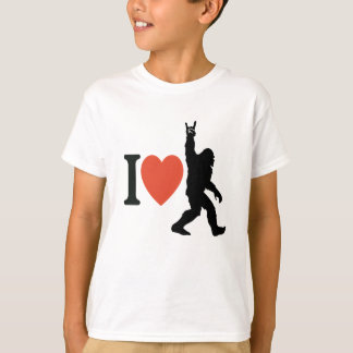 I Love Bigfoot Rock On T-shirt