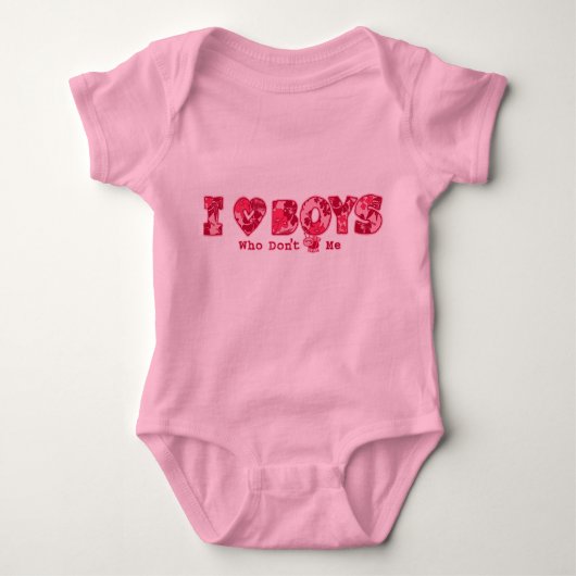 "I Love Boys" Baby Creeper in roze / roze Romper (Voorkant)