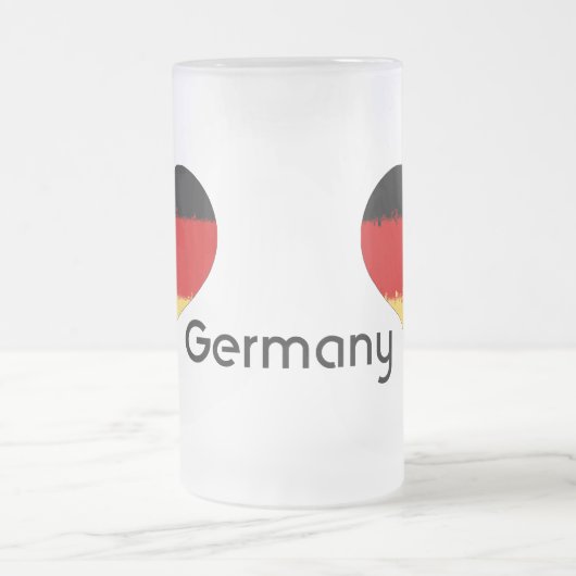 I Love Germany Grunge Heart Flag Design Matglas Bierpul (Center)